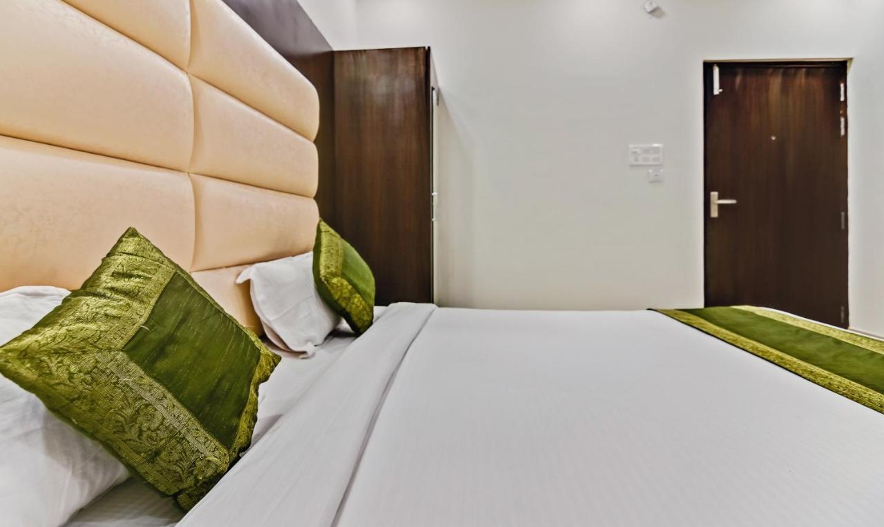 Hotel Treebo Resto- Near Lucknow Railway Station Exterior foto