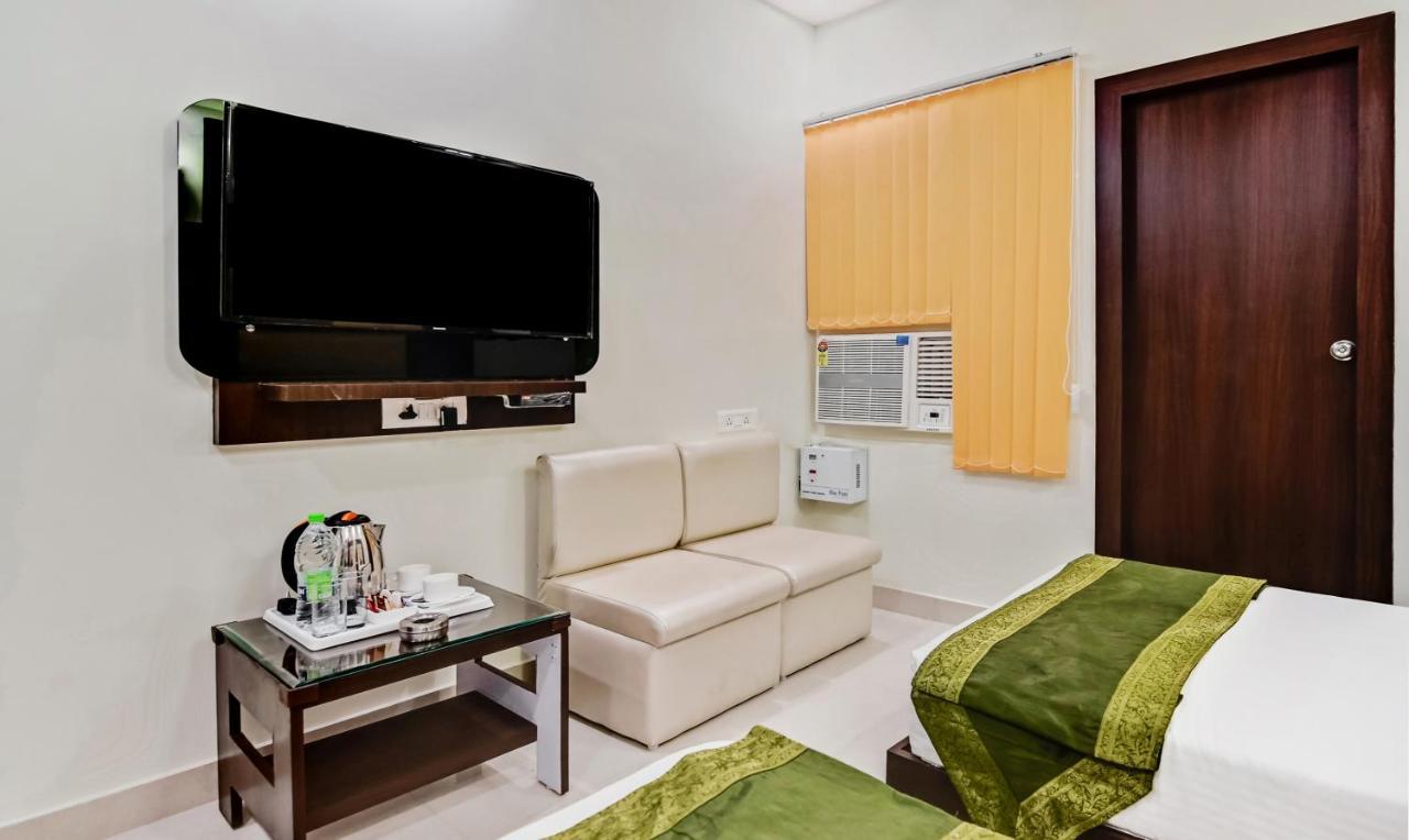 Hotel Treebo Resto- Near Lucknow Railway Station Exterior foto