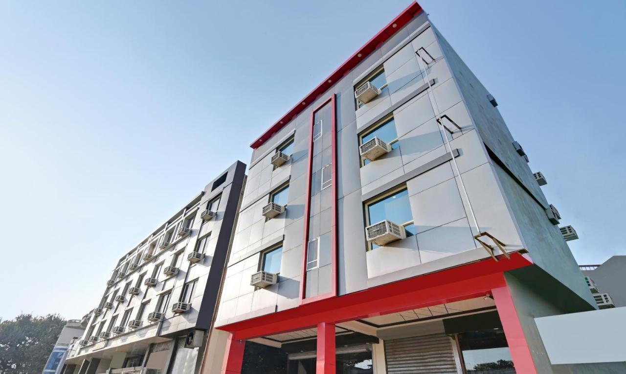 Hotel Treebo Resto- Near Lucknow Railway Station Exterior foto